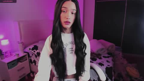 Snapshot of sophiecornett chatting on 11-05-25, 08:03 online show from 11-05-25, 08:03