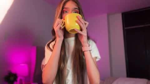    online show from 03-10-26, 11:37