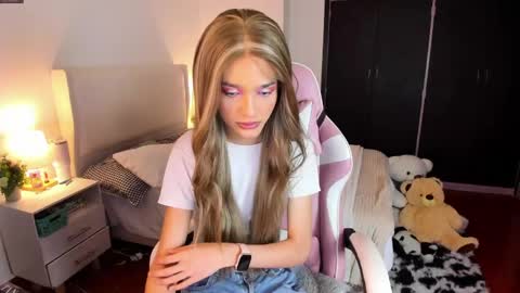    online show from 03-20-26, 02:27