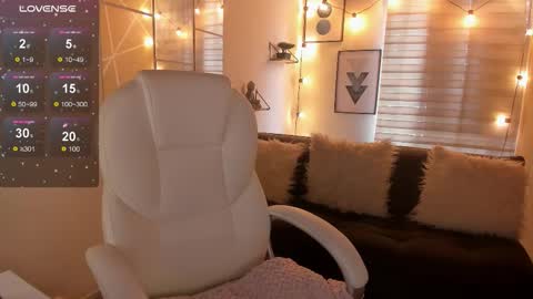 Sophie  online show from 02-13-26, 01:51