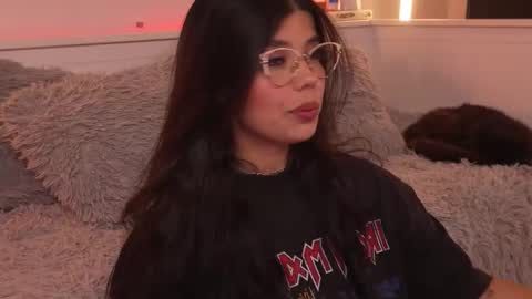 Sophiee  online show from 01-08-26, 04:48