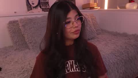 Sophiee  online show from 03-25-26, 04:07