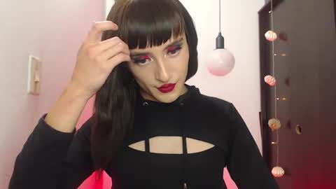 Sophie online show from 02-02-25, 10:06