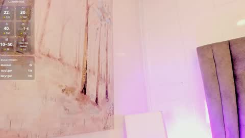 Sophie  online show from 01-06-26, 10:52