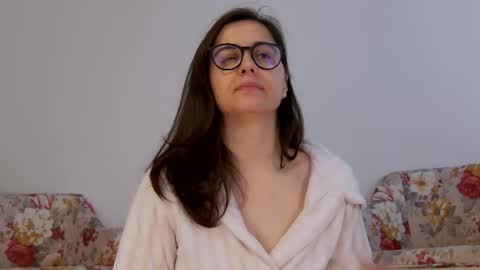 Snapshot of sophieerain chatting on 10-19-25, 11:11 Sophie Rain online show from 10-19-25, 11:11