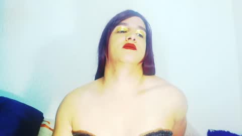 sophiehillsxo online show from 04-17-26, 11:08