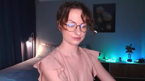 sophieleroux online show from 11-29-25, 04:10