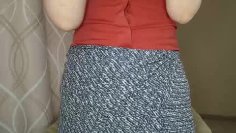 Sophiemisss online show from 04-19-26, 10:58