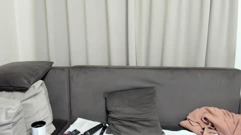 Sofia online show from 12-19-24, 04:46