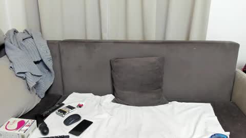 Sofia online show from 03-04-25, 01:49