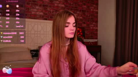 Snapshot of sophiesuvi chatting on 12-28-24, 04:52 Sophie and my bestie Mandy online show from 12-28-24, 04:52