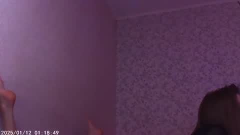 Snapshot of sophiesuvi chatting on 01-11-25, 03:02 Sophie and my bestie Mandy online show from 01-11-25, 03:02