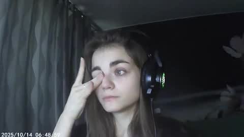 Snapshot of sophiesuvi chatting on 10-13-25, 08:36 Sophie and my bestie Mandy online show from 10-13-25, 08:36