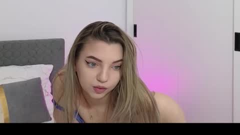 SophieWild online show from 02-03-26, 06:22