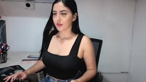 Snapshot of sophiie_blakee chatting on 05-01-26, 12:04 Sophiee online show from 05-01-26, 12:04