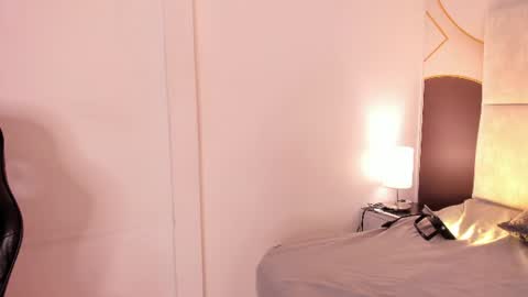 sophiie_rosee online show from 06-23-26, 07:23