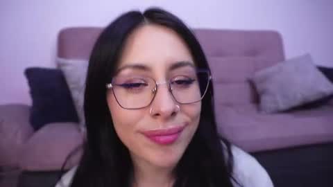 Snapshot of sophiiecums chatting on 06-19-26, 03:44 Sophiie online show from 06-19-26, 03:44