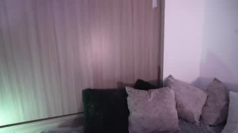 Snapshot of sophiiecums chatting on 08-05-26, 04:26 Sophiie online show from 08-05-26, 04:26