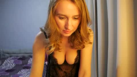 Snapshot of sophilorens chatting on 05-01-26, 04:55 Sophi online show from 05-01-26, 04:55
