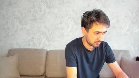 sophywhisper online show from 01-14-26, 06:19