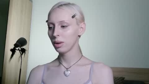 sora999999999 online show from 03-12-26, 03:51