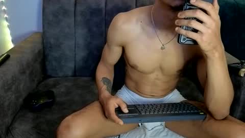 Snapshot of sornero777111 chatting on 06-07-26, 06:11 businessman online show from 06-07-26, 06:11