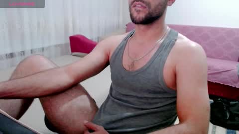 luis online show from 10-19-25, 10:21