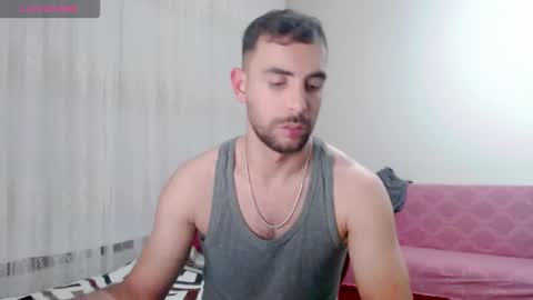 luis online show from 11-21-25, 08:51