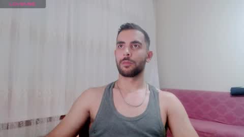 luis online show from 12-17-25, 09:43