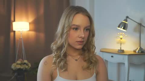 Anna online show from 03-16-26, 01:26