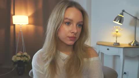 Anna online show from 03-17-26, 01:25