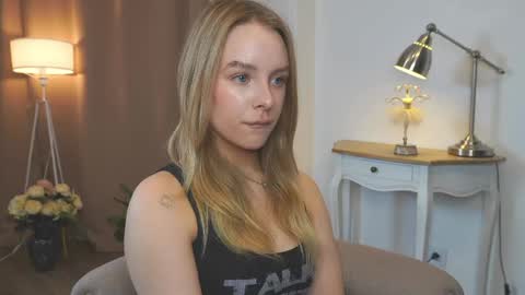 Anna online show from 04-03-26, 01:53