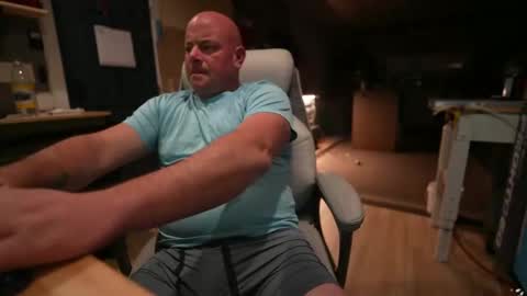 Snapshot of soundfreqnj chatting on 10-20-25, 06:14 soundfreqnj online show from 10-20-25, 06:14