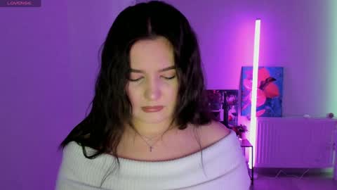 Snapshot of sour_cherry_ chatting on 04-05-26, 09:39 Jennie online show from 04-05-26, 09:39