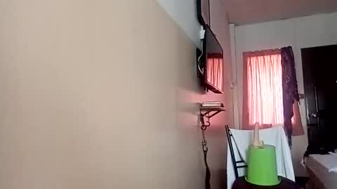 Snapshot of south_florida chatting on 09-17-25, 05:53 Candy online show from 09-17-25, 05:53