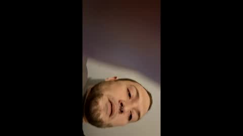 Smileback online show from 12-22-25, 01:02