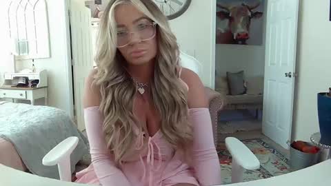 Your Barbii online show from 02-14-25, 03:58