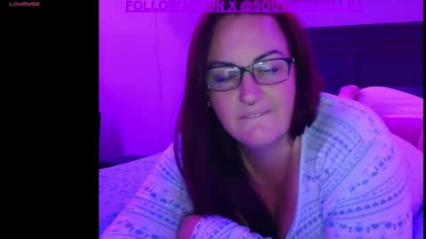 Snapshot of southernelle1 chatting on 09-30-25, 12:59 SouthernElle online show from 09-30-25, 12:59