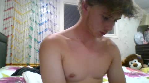 Snapshot of southpaw707 chatting on 09-10-25, 04:34 southpaw707 online show from 09-10-25, 04:34