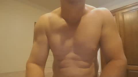 Snapshot of soveryhandsome chatting on 12-21-24, 06:34 soveryhandsome online show from 12-21-24, 06:34