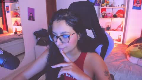 Snapshot of soy___lili chatting on 05-20-26, 03:02 Lili online show from 05-20-26, 03:02