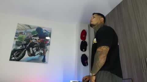 Snapshot of soy_apolo chatting on 11-07-25, 04:29 soy_apolo online show from 11-07-25, 04:29