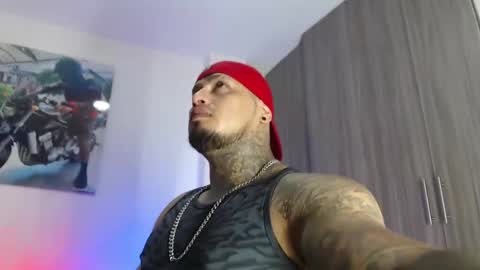 Snapshot of soy_apolo chatting on 11-10-25, 12:53 soy_apolo online show from 11-10-25, 12:53