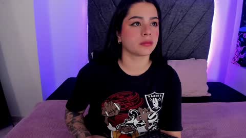 Snapshot of soy_geral chatting on 02-05-25, 02:51 Geral online show from 02-05-25, 02:51