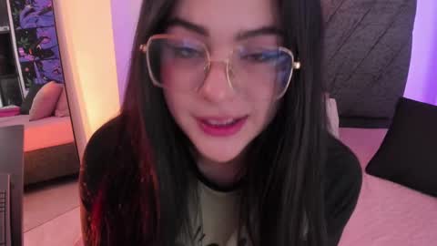 Snapshot of soy_geral chatting on 03-12-25, 01:47 Geral online show from 03-12-25, 01:47