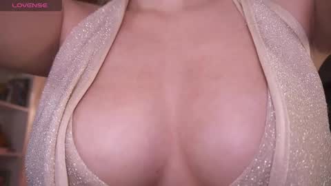 Irisita online show from 05-16-26, 12:04