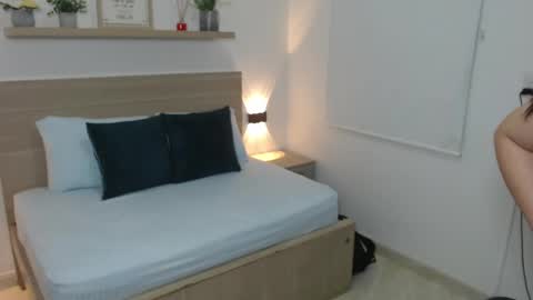 M A R I A N A online show from 01-19-25, 05:15