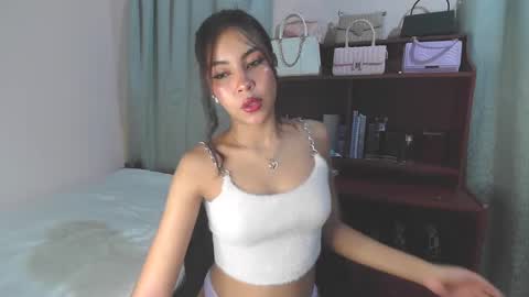 Miauhg online show from 01-24-25, 07:08