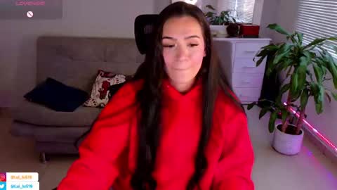 Luisa    online show from 02-13-25, 10:11