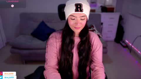 Luisa    online show from 02-26-25, 01:11